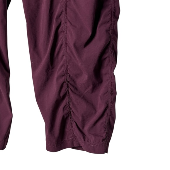 Prana Koen Capri Wine Ruched Pants Womens Size XL - Picture 4 of 11